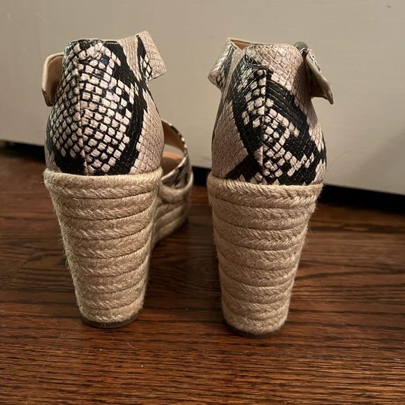 Nine West Platform Wedges - Picture 4 of 4